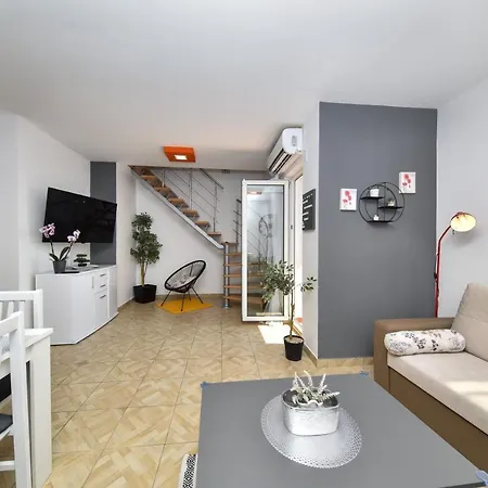Апартаменты Sea View Izziy Задар